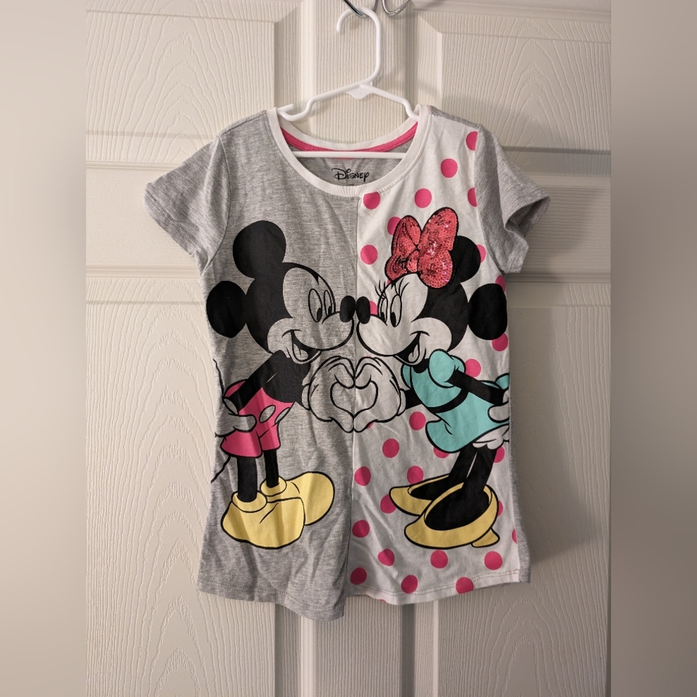 Girls Mickey/Minnie shirt